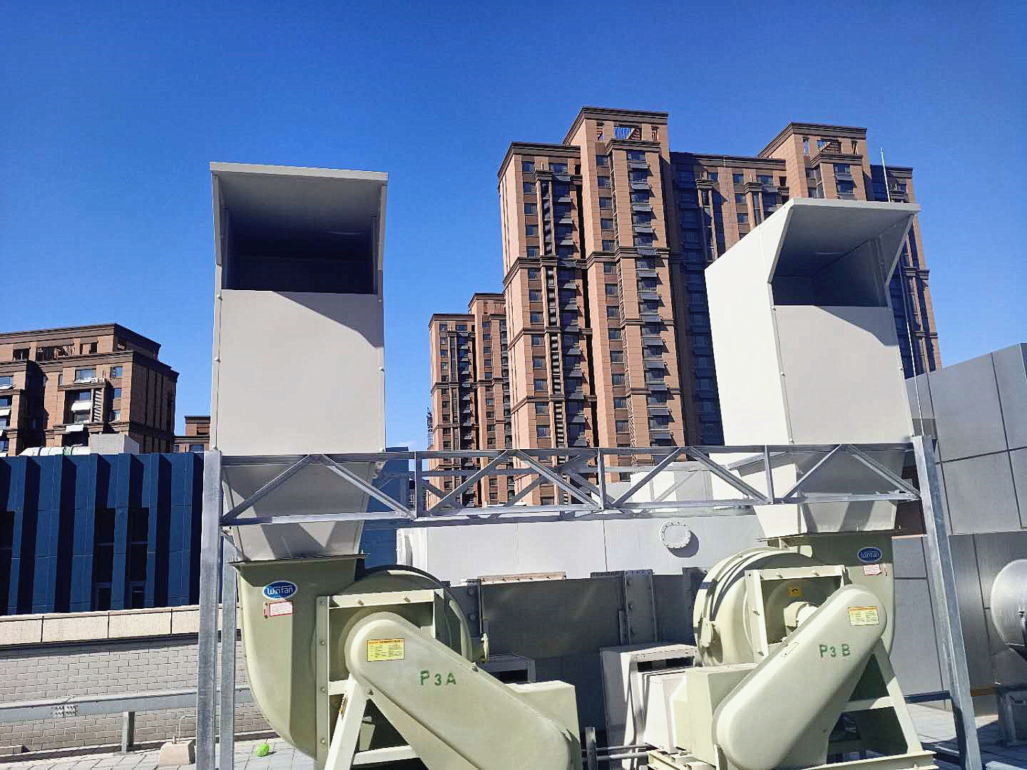 商業建筑屋面設備風機的隔音降噪